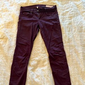 Rag&Bone skinny low rise jean in burgundy. Size 26. For a tall girl. ( 5.9 hght)